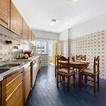 شقة Da *